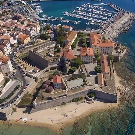 Somptueux T3 77m2 Centre Diamant Sur Equipe Ajaccio (Corsica)